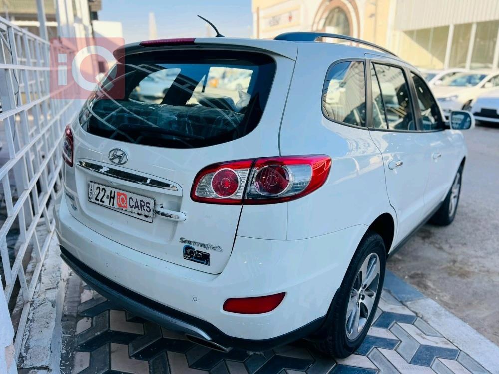 هيونداي سانتافي